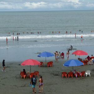Playa Ladrilleros
