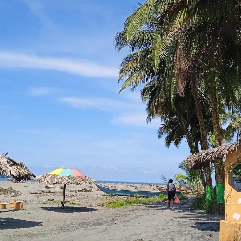 Playa Chucheros